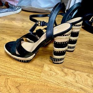 ALDO Womens Studded Black and Gold Heels